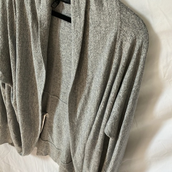 White House Black Market: Silver/Metallic Open Cardigan Sweater- L - Picture 14 of 16